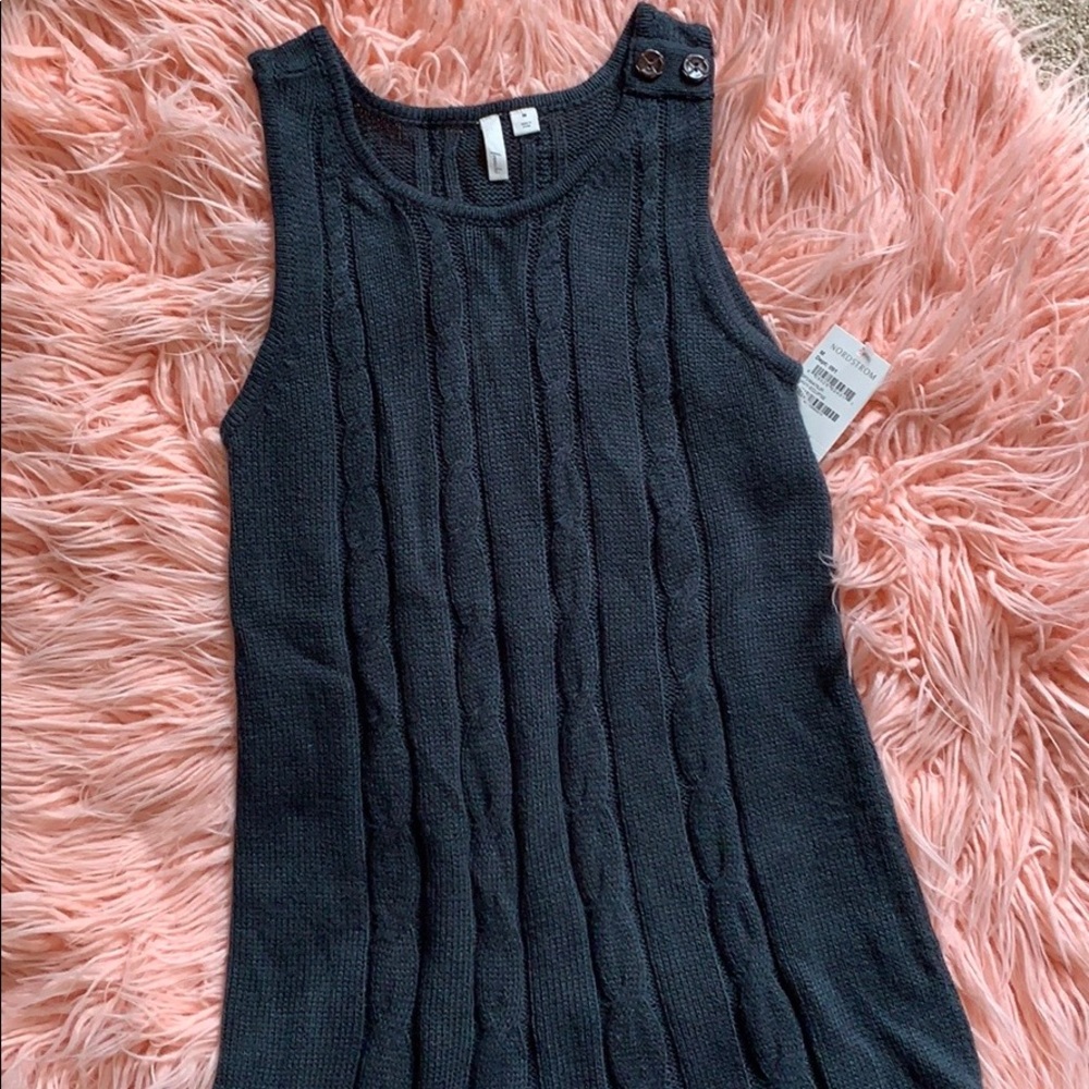 Adorable fall sweater by frenchi